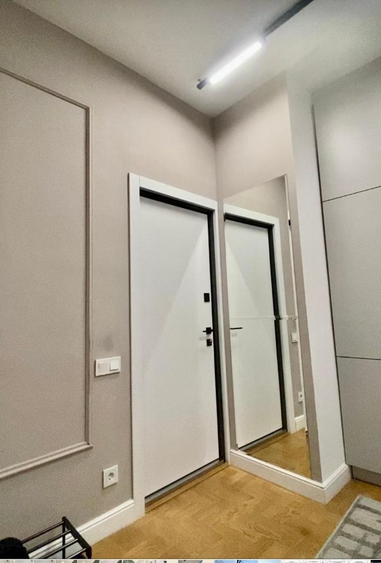 Favorit Apartments 2 Кім Безкоштовна Парковка Центр З Балконом Не Далеко Від Ж Д Вокзалу Звітні Документи Лвив Екстериор снимка