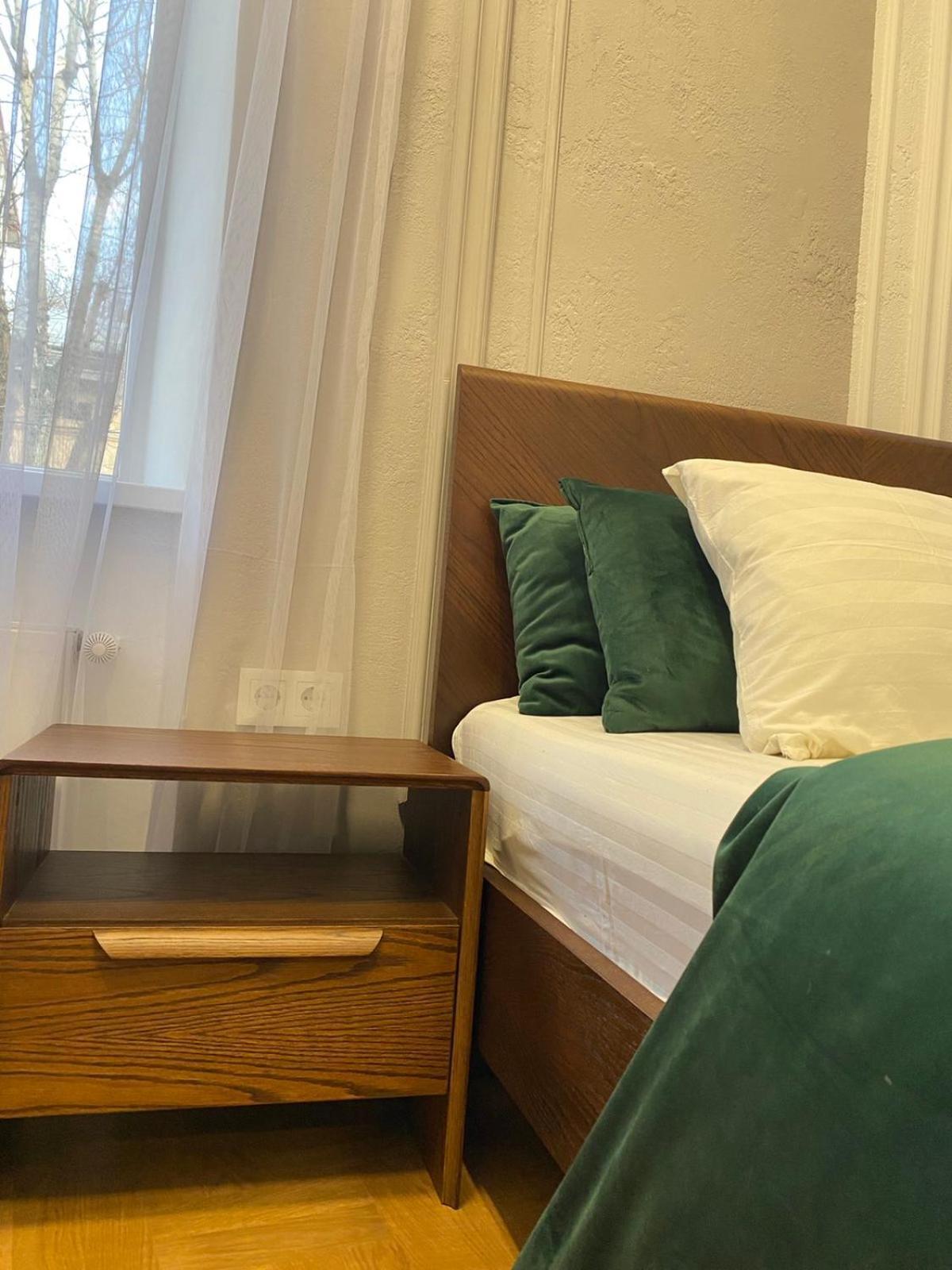 Favorit Apartments 2 Кім Безкоштовна Парковка Центр З Балконом Не Далеко Від Ж Д Вокзалу Звітні Документи Лвив Екстериор снимка